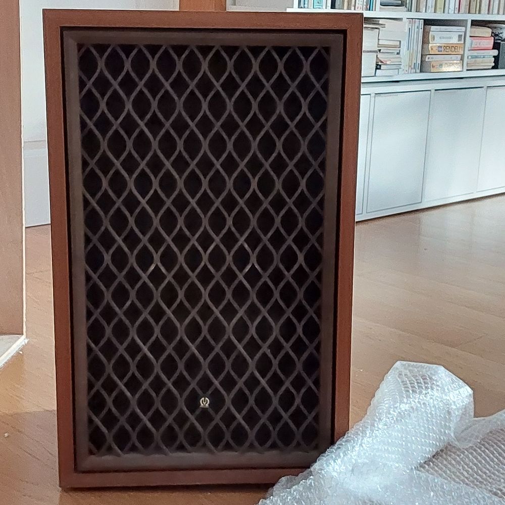 superbes enceintes de salon  PIONEER CS 701  300 Gu�rande (44)