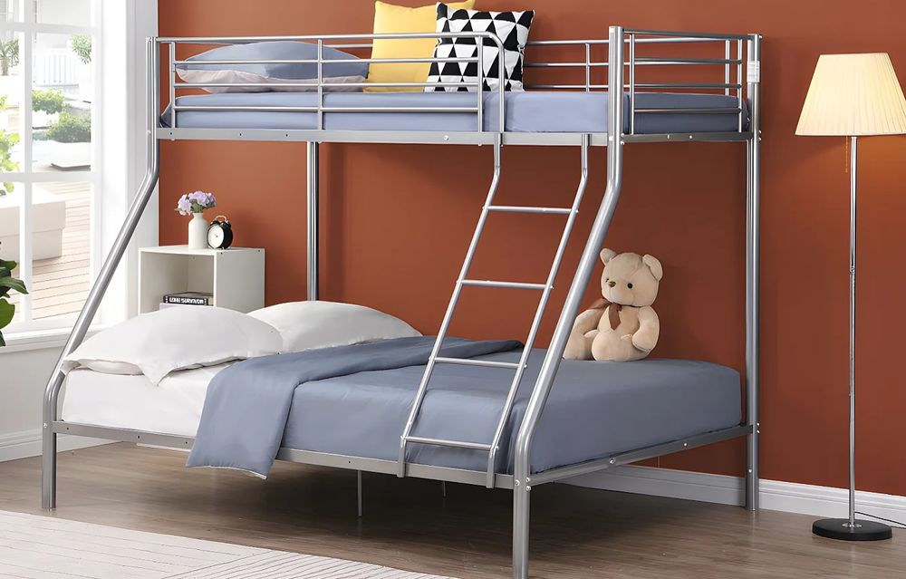 Lit superpos� m�tal gris 3 places 100 Carqueiranne (83)