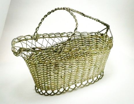 Support � bouteille. 15 Montargis (45)