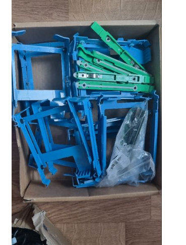 Support disque dur 20 Paris 13 (75)