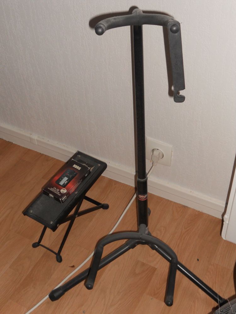 Support guitare 20 Tr�laz� (49)