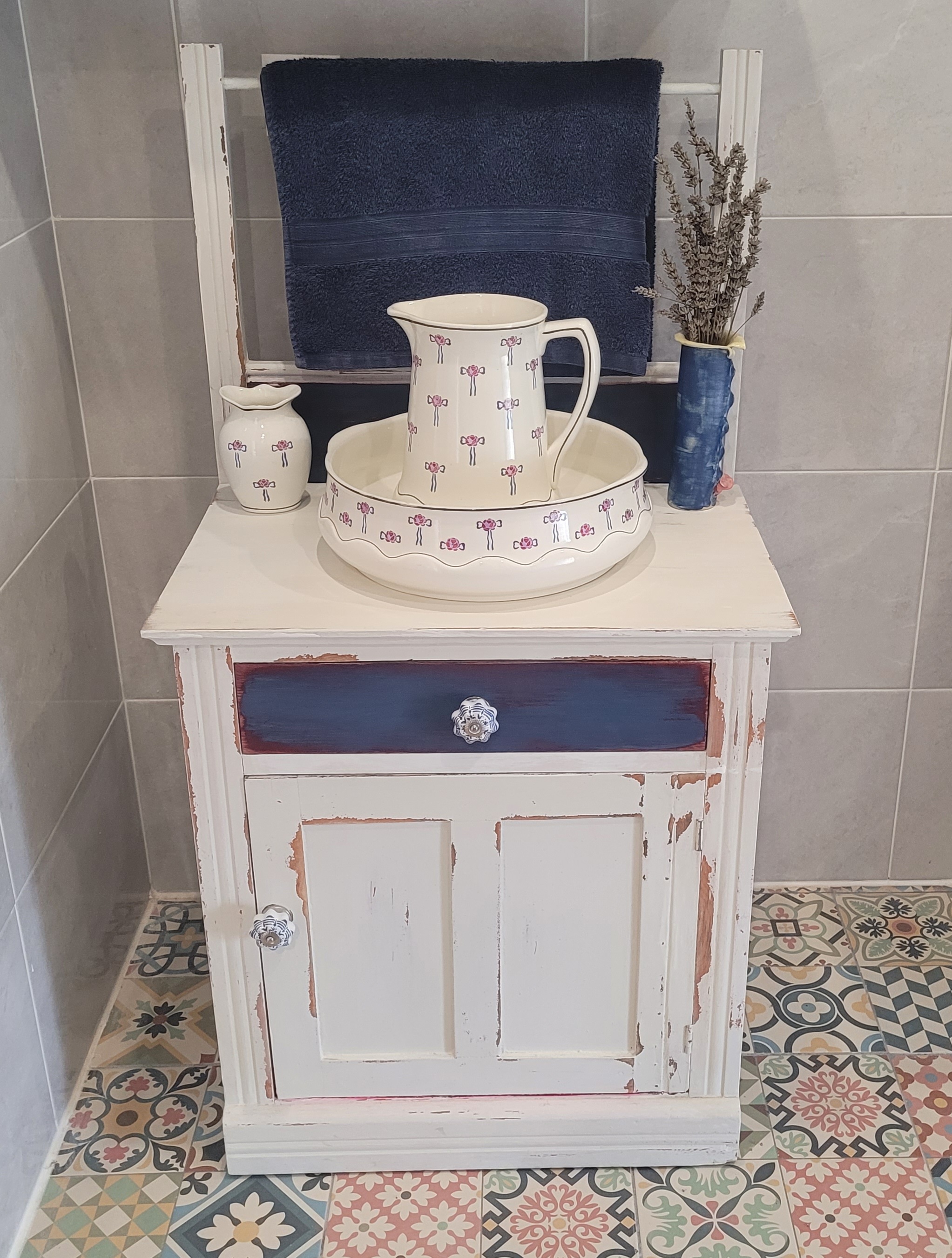 Support de lavage Shabby Chic pour chambre ou salle de bain 70 Moulismes (86)