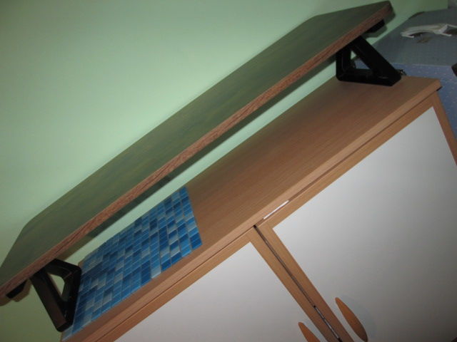 Support pour 2 moniteurs 
Pour t�l�  et autres ....
40 Saint-Avold (57)