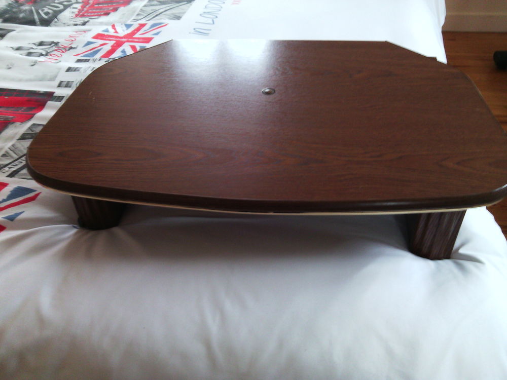 support pour t�l� 10 Moust�ru (22)