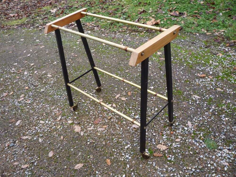 Support/tablette design 25 Castres (81)