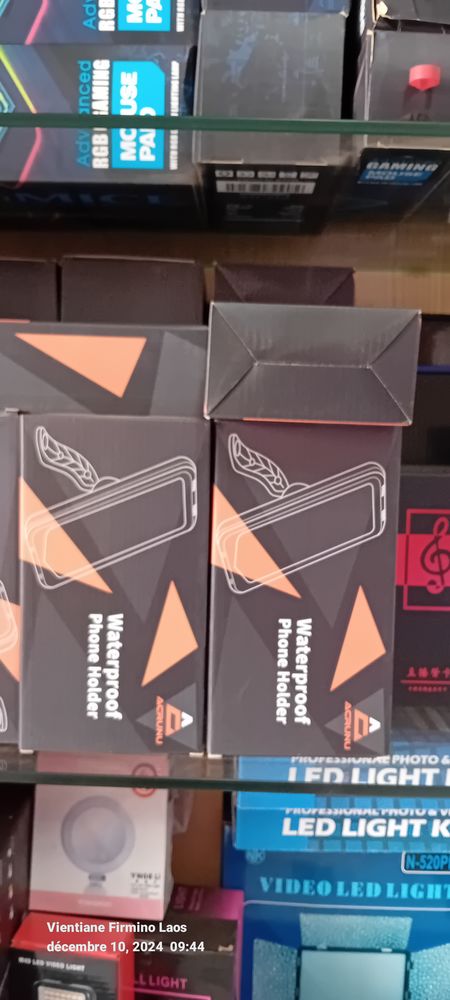 Support de t�l�phone �tanche 120 Limoges (87)