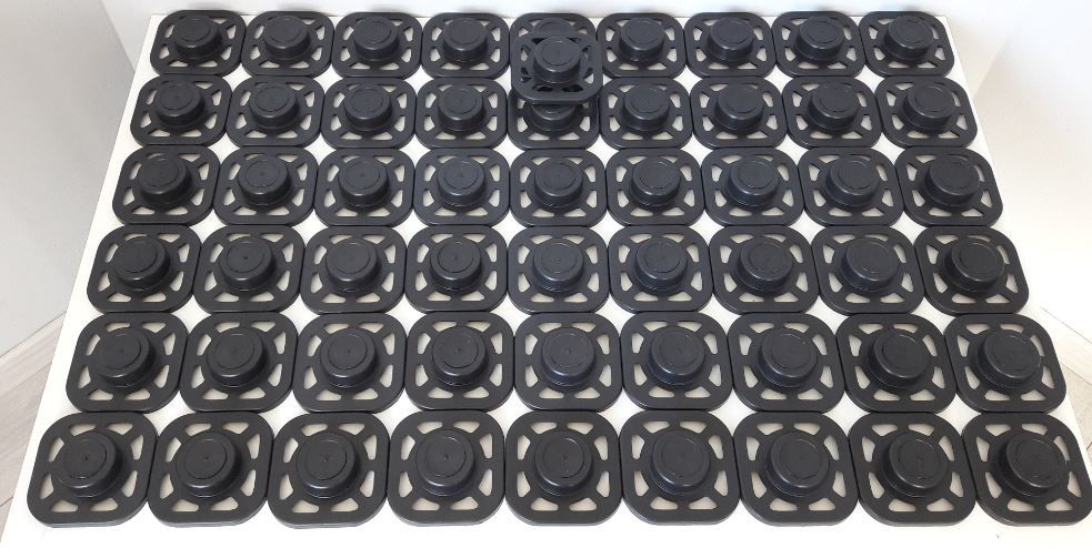 Supports plastique (10 � le lot de 80) 10 Metz (57)