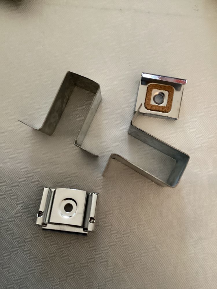 Jeu de supports pour miroirs 7 Saint-Maur-des-Foss�s (94)