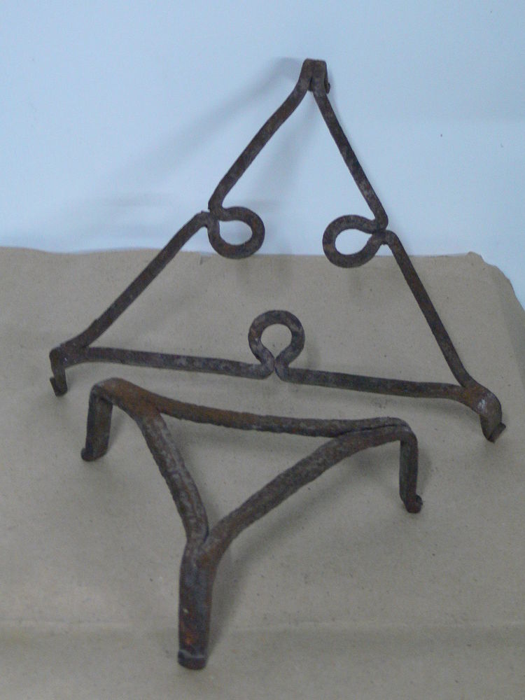 Supports fer � repasser 10 Plougoumelen (56)