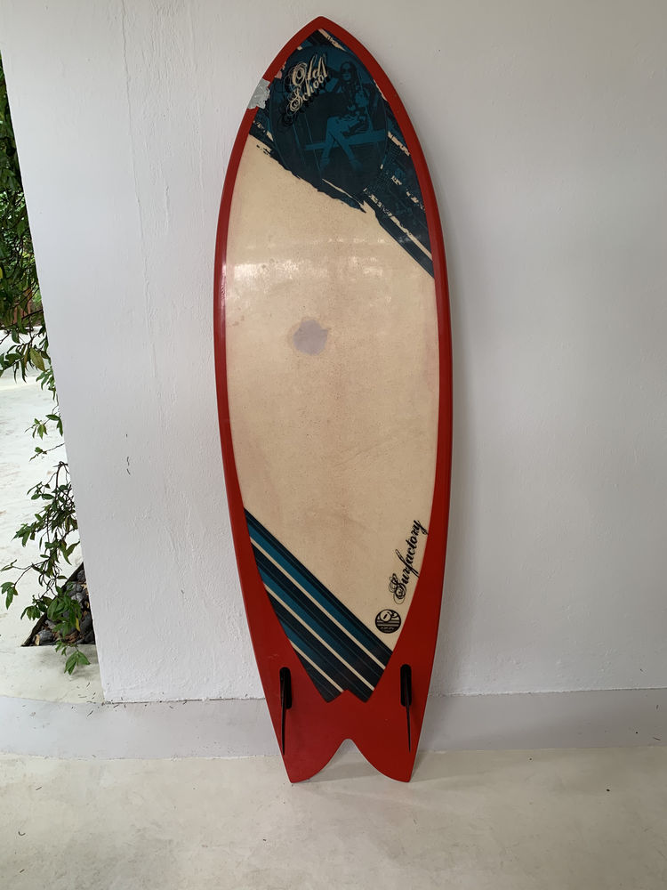 Surf Twin Surf factory 6'8  occasion pas cher 200 Cannes (06)