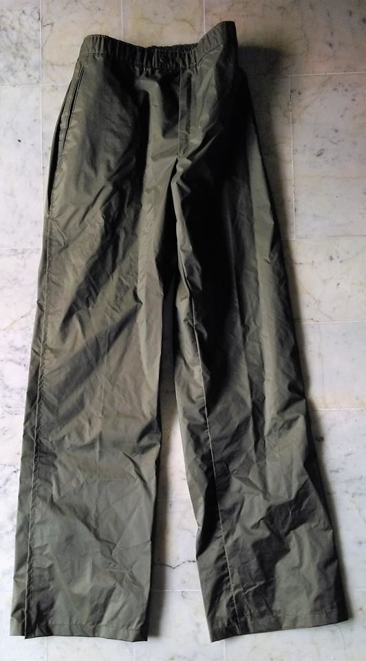 Surpantalon intemp�ries VA militaire  pour avec pantalon  ta 4 Marseille 9 (13)