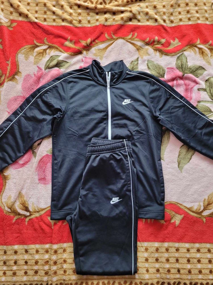 Survetement homme 45 H�rouville-Saint-Clair (14)