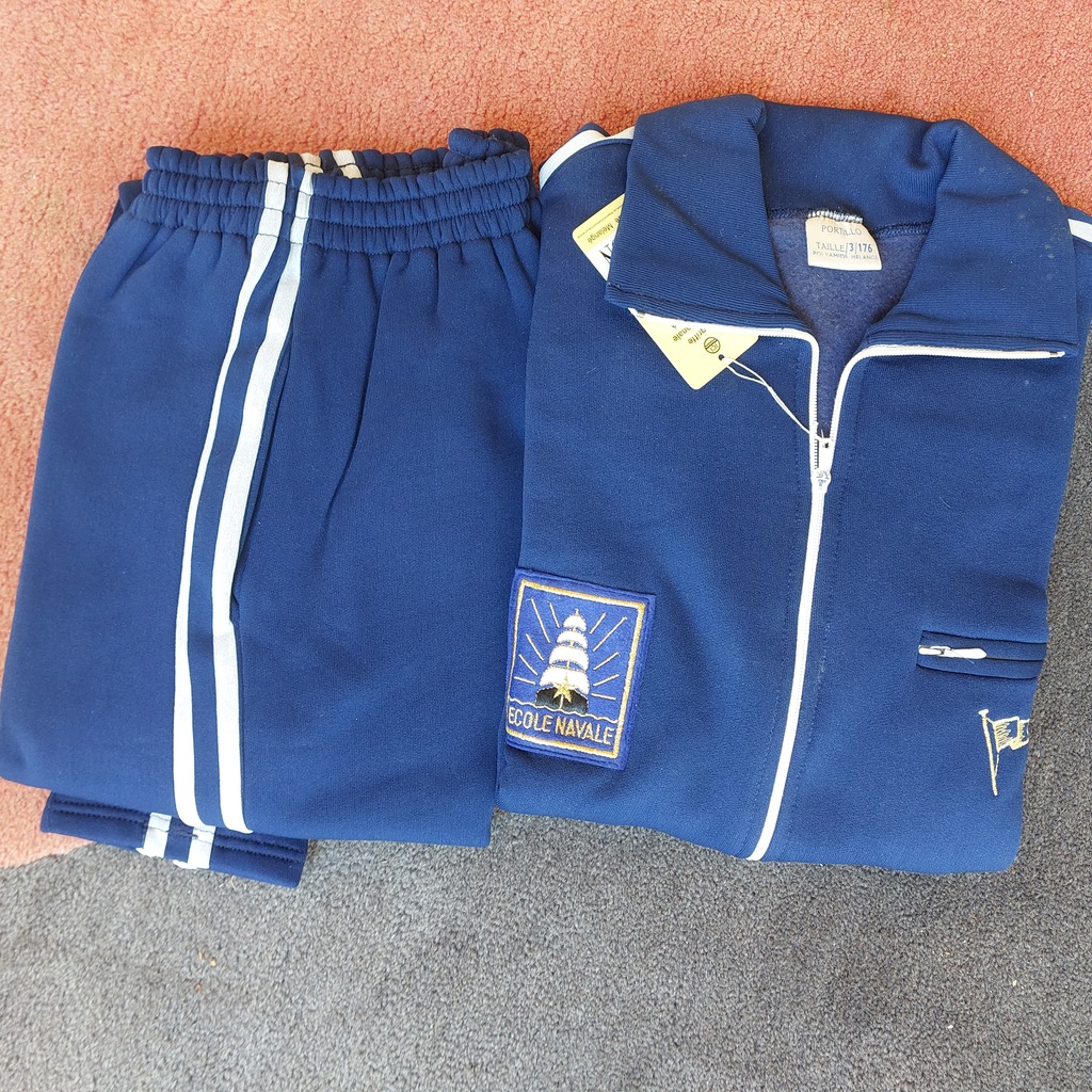 surv�tement neuf jamais port� 20 Gu�rande (44)