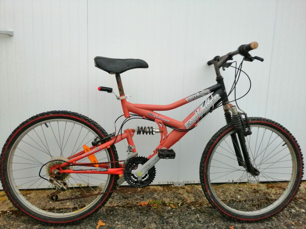 VTT 24  suspendu 59 Challans (85)