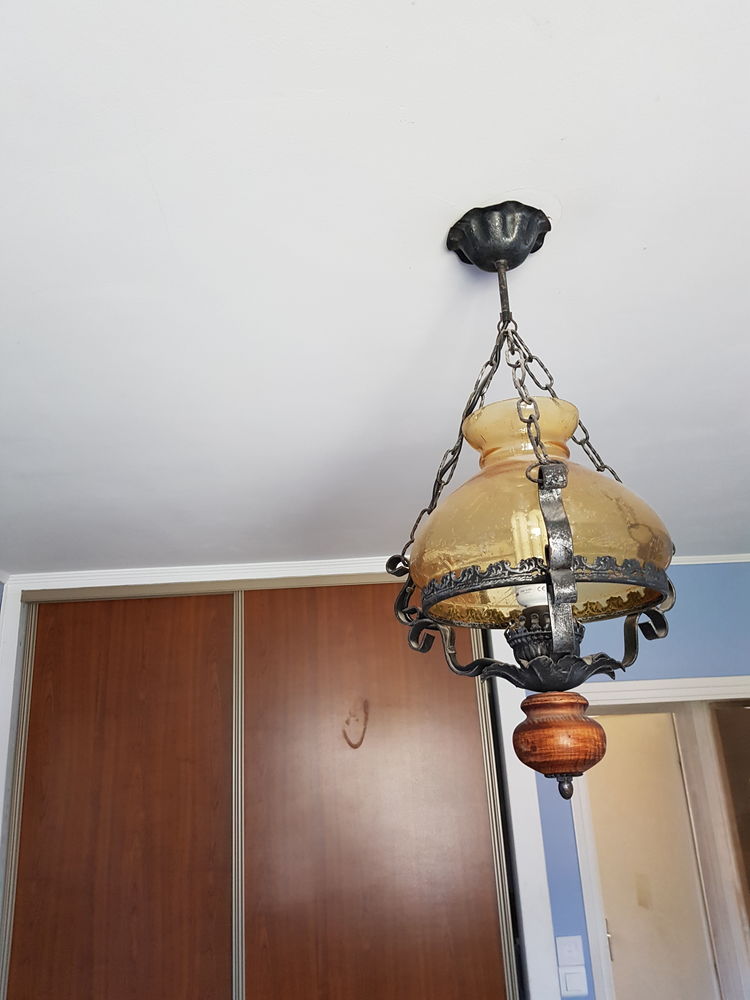 suspension abat jour 15 Charbonni�res-les-Bains (69)