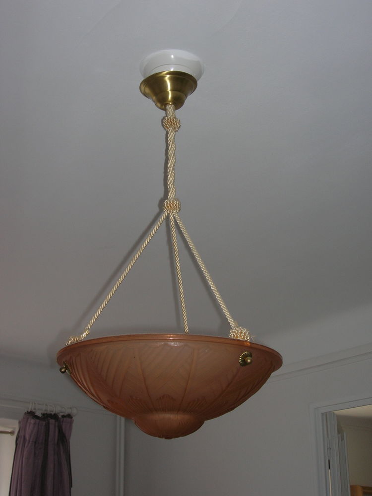 Suspension ancienne rose 25 Ch�teauroux (36)