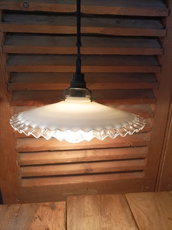 Suspension corole verre bord dentel� transparent Dpc 0823448 25 Ploubazlanec (22)