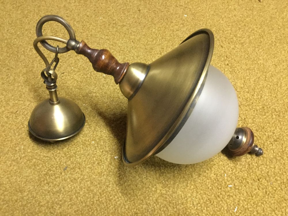 Suspension deco en laiton pour couloir