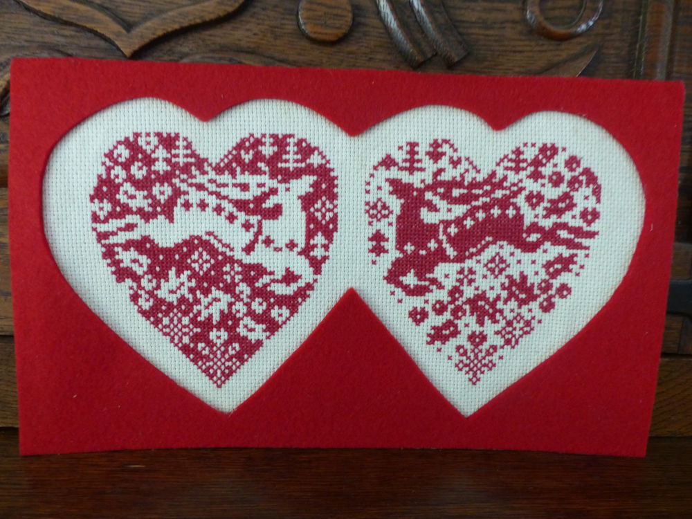  suspension    deux coeurs  aux biches  
POINT DE CROIX 15 Roclincourt (62)