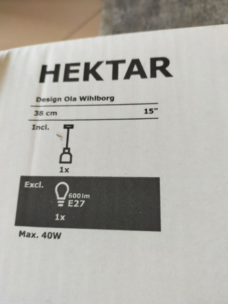 Suspension HEKTAR avec ampoule de chez IKEA 160 Savigny-sur-Orge (91)