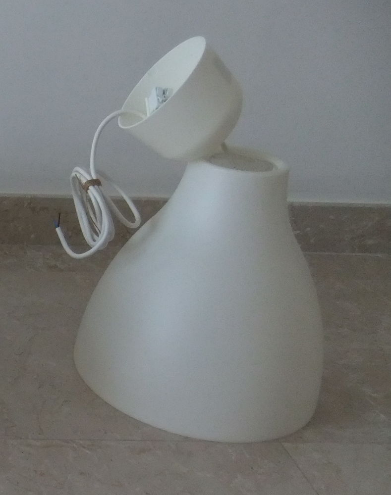 Suspension Ikea MELODI et monture HEMMA 10 Grenoble (38)