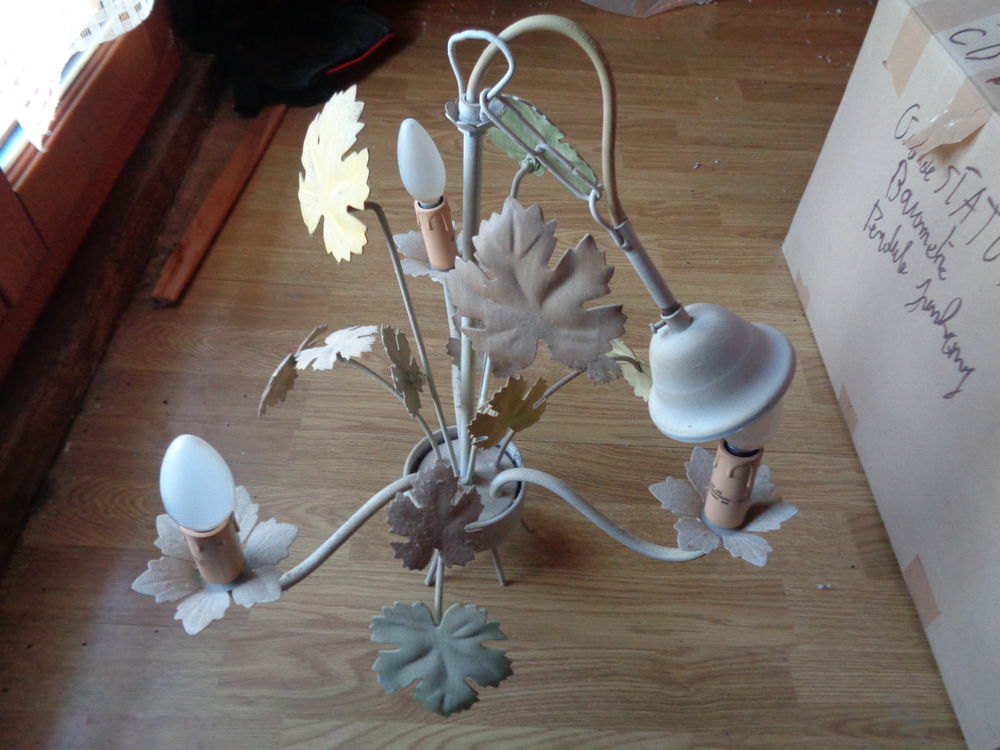 suspension 3 lampes feuilles de ch�ne 20 Bommes (33)