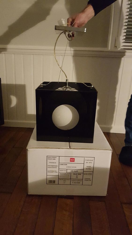 Suspension Luminaire Design 
40 Belfort (90)