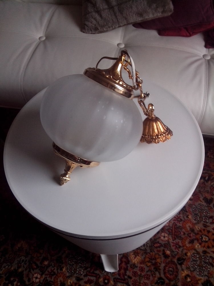 Suspension lumineuse giobe 35 Paris 18 (75)