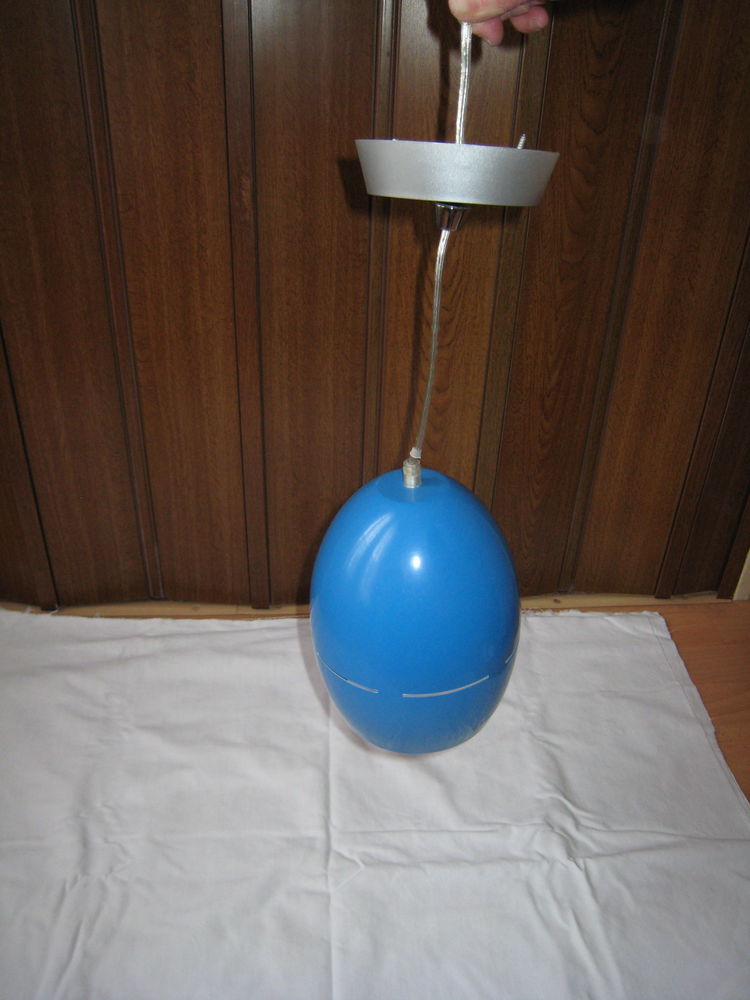 Suspension m�tal bleue - (NH78) 6 Versailles (78)