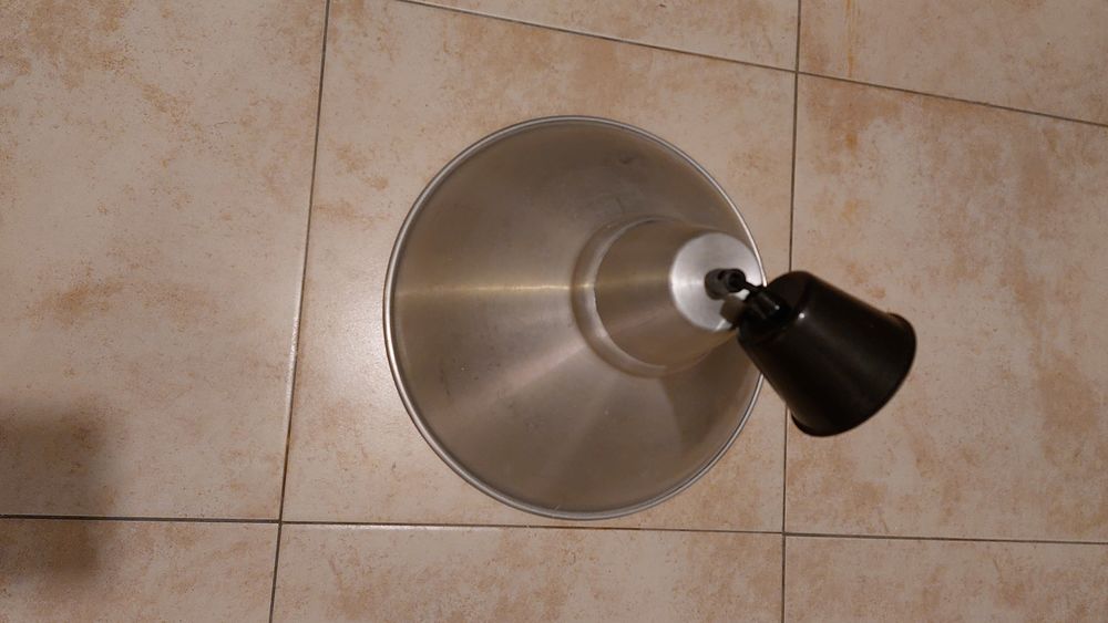 Suspension en m�tal 5 Gagny (93)