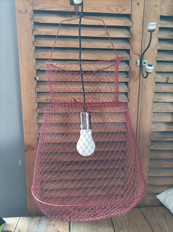 Suspension nasse Panier P�che filet m�tal rouge dp 0823447 40 Ploubazlanec (22)