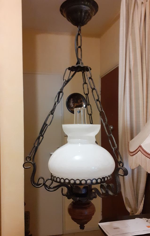  suspension  60 Lyon 5 (69)