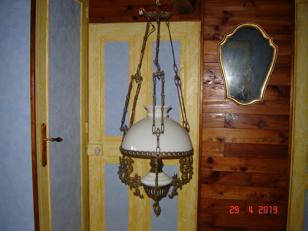 Suspension 190 Saint-Andr�-en-Morvan (58)