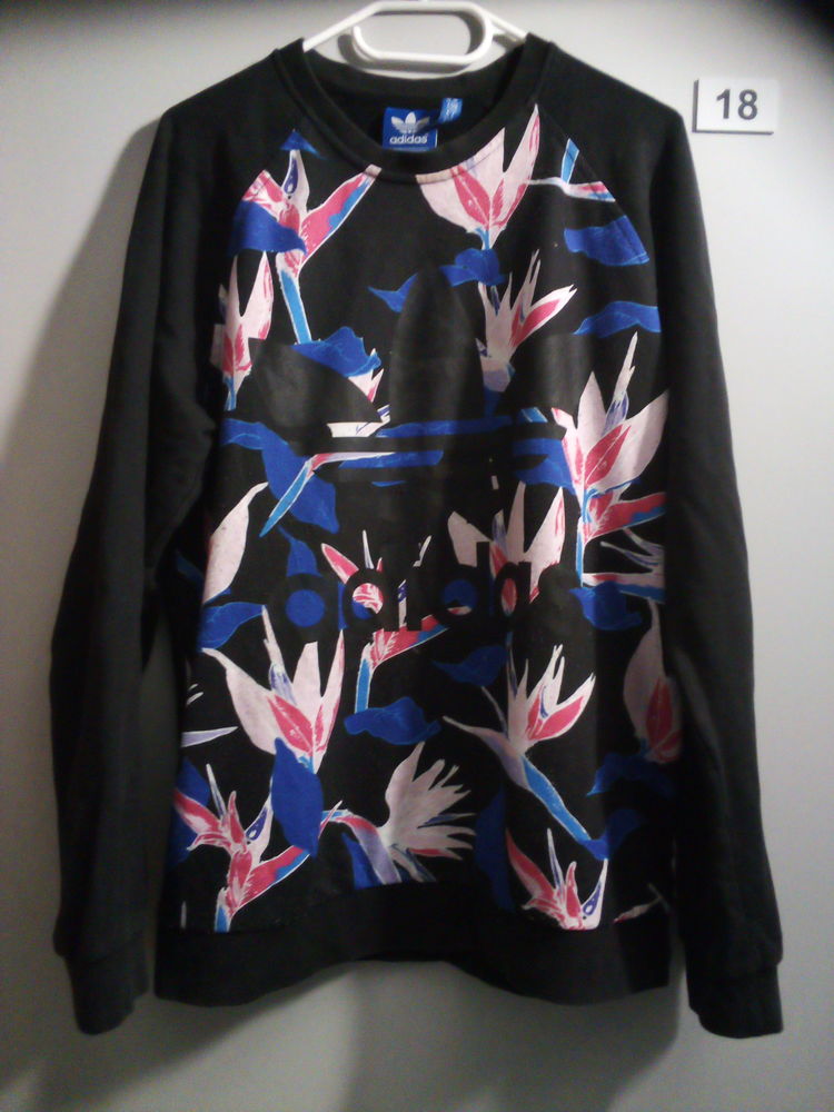Sweat ADIDAS imprim� sur fond noir 15 Cormelles-le-Royal (14)