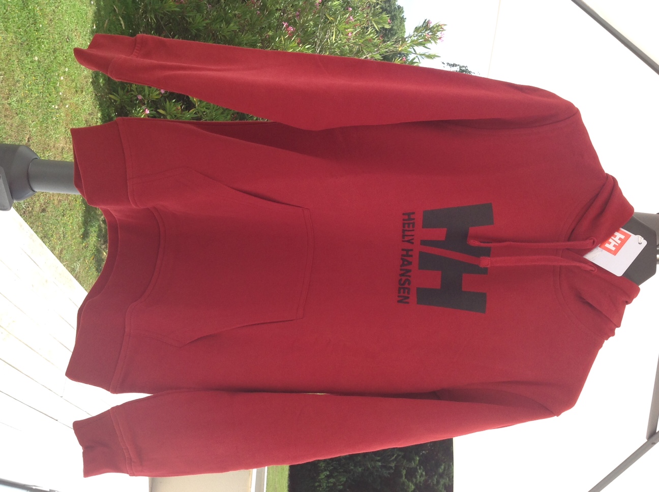 Sweat � capuche Helly Hansen� homme, couleur Dark Red, neuf 60 La Bernerie-en-Retz (44)