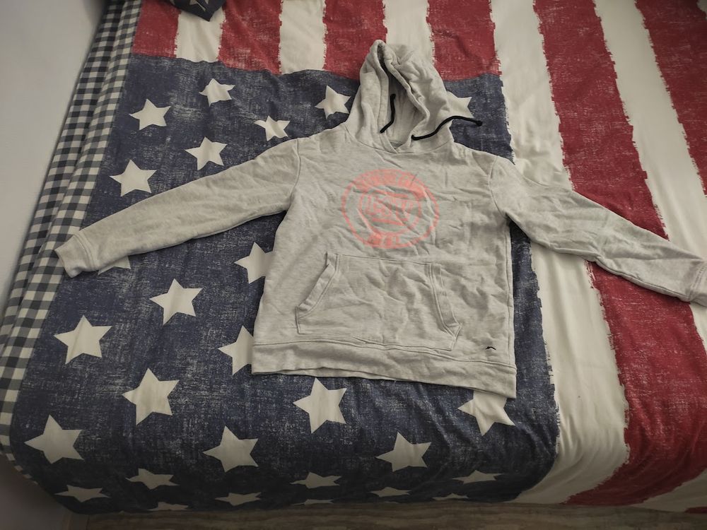 F (67) - S ? Sweat gris ? Extreme Change   Decimas   0 Paris 13 (75)