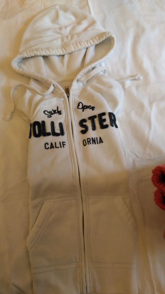 Sweat Hollister blanc taille S 0 Saint-Cyr-l'�cole (78)