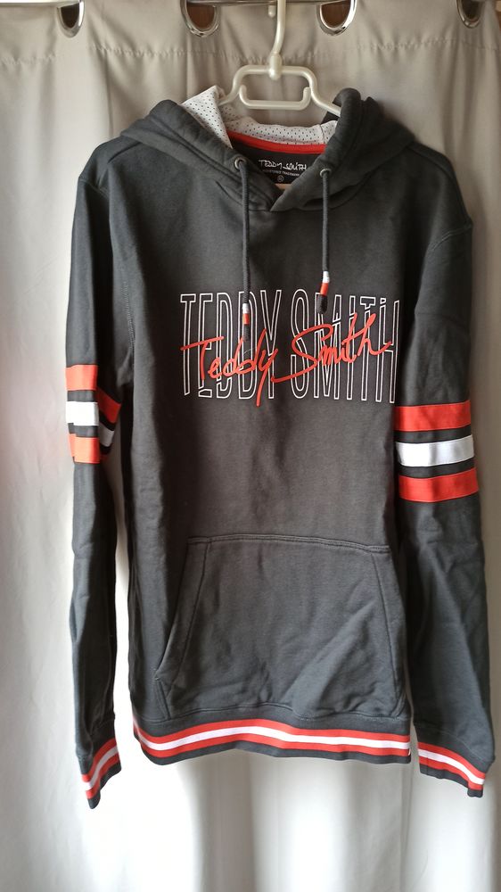Sweat Homme Teddy Smith 25 Peyrolles-en-Provence (13)