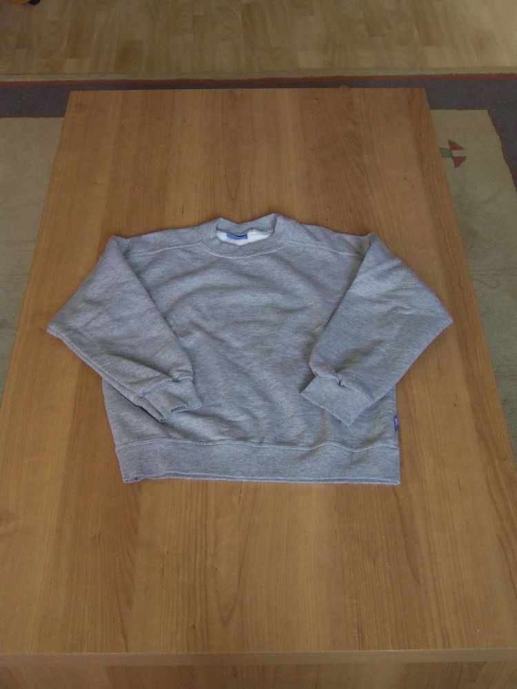 Sweat col rond, DECATHLON, Gris chin�, 6�ans, TBE 3 Bagnolet (93)