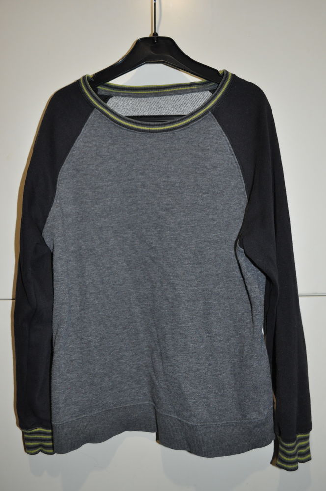 Sweat-shirt Uniqlo Kids 8 ans 2 Paris 20 (75)