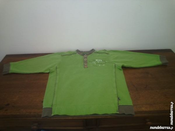 Sweat shirt vert Jean Bourget 8 ans 6 Reims (51)