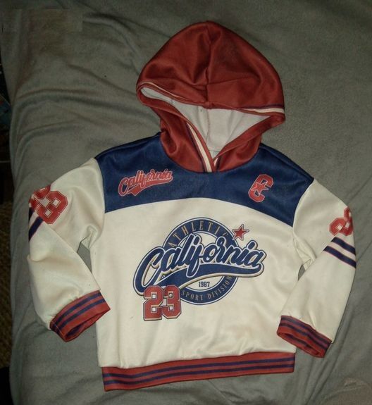 Sweat sportif - taille 2 - 3 ans 3.99 Beauchamp (95)