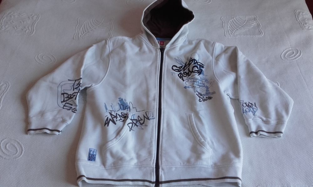 Sweat Veste Capuche C&A 12 ans 5 Beaugency (45)