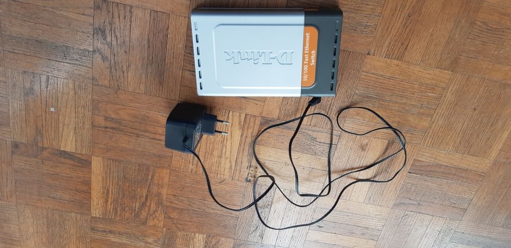 Switch ethernet 10 Lille (59)