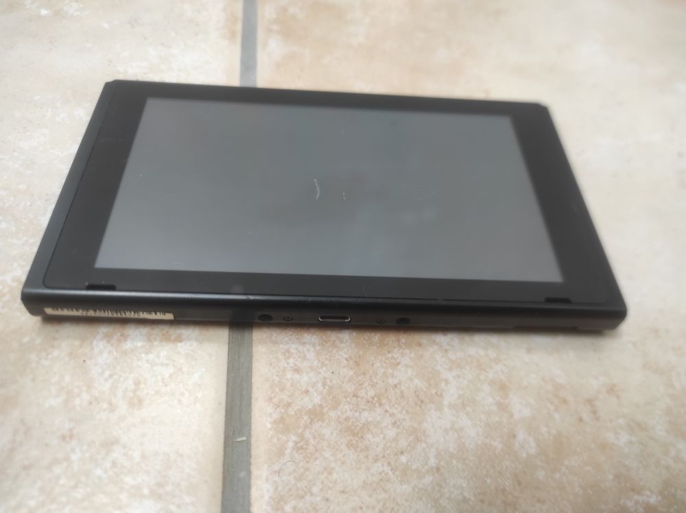 Switch et 160 Saint-Genis-Laval (69)