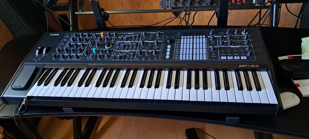 Synth�tiseur ARTURIA Polybrute 1600 Bon-Encontre (47)