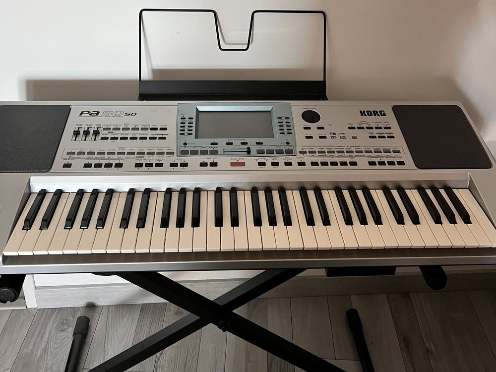 Synth�tiseur Korg PA 50 SD en 400 Meximieux (01)