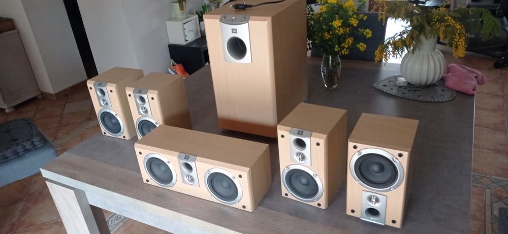 syst�me haute fid�lit� 5.1 JBL +caisson de basses acti 130 Lorgues (83)