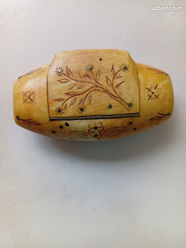 Tabati�re ancienne 30 Grisolles (82)