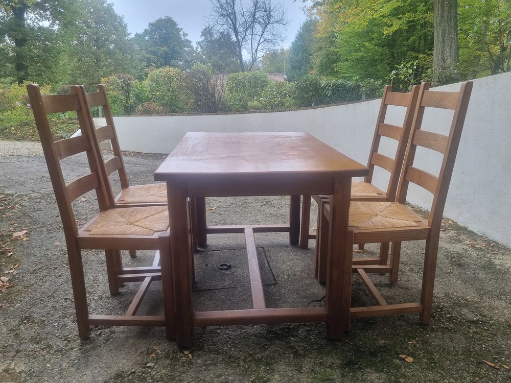 1 Table 120x80 et 4 chaises en ch�ne 200 Germigny-l'�v�que (77)